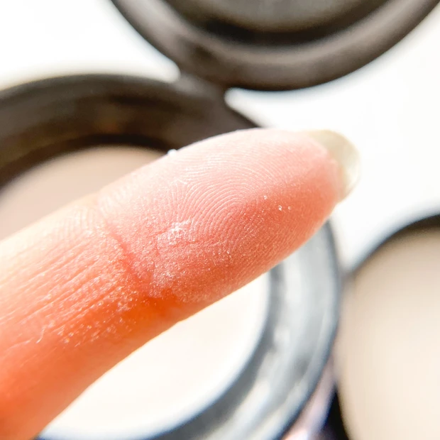 【1分でわかるメイク動画】マキア2022上半期ベストコスメを使ってフルメイク!アイテムごとの徹底解説つき♡_4_2