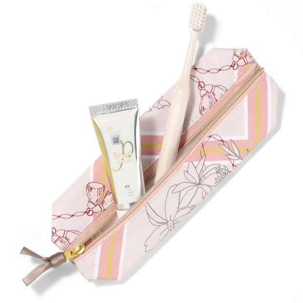 2026年3月28日開催 マキアサロン お土産　アパガード　アパガード×SHIPS オフィス&トラベルセット