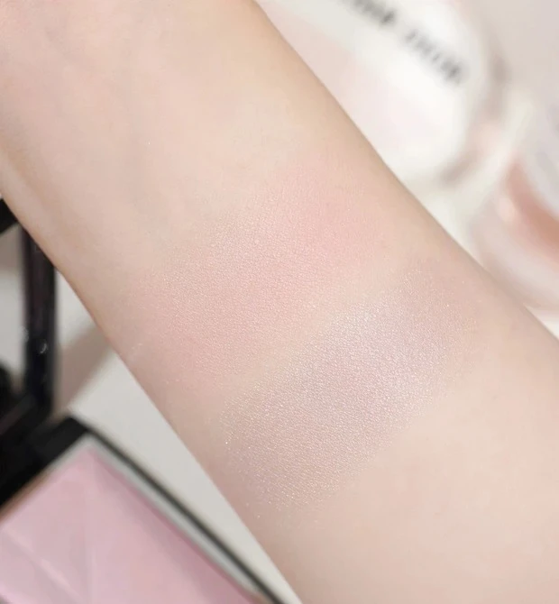 ディオールスキン ルージュ ブラッシュ カラー&グロウ 287