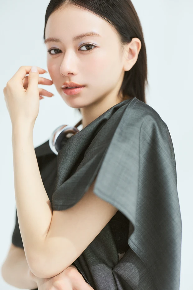 山本舞香 山本舞香のBeauty Script 【2024春夏トレンドメイク】CELINE編