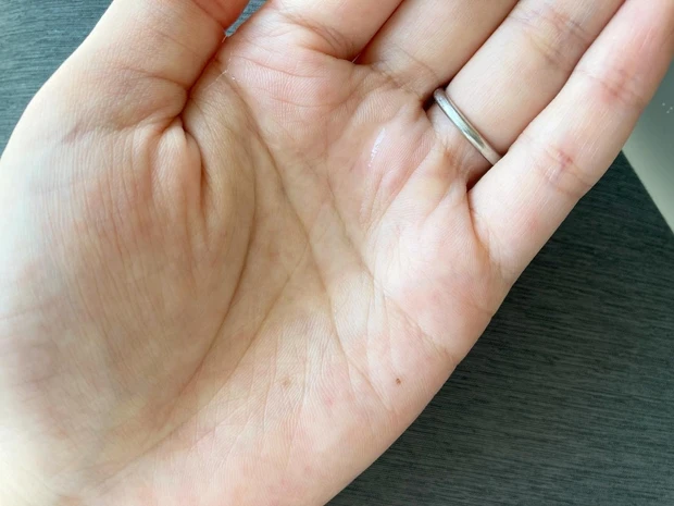 うるおいを閉じ込めふっくらみずみずしい肌へ♪とろぱしゃテクスチャーが楽しいオルビスユー ローション_3