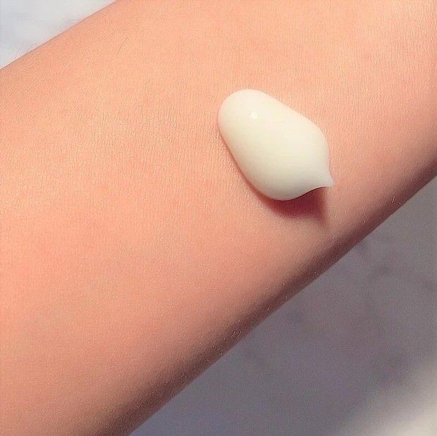 <DUO デュオ>約15秒で簡単にスルっと落ちるクレンジングバームとスキンケア・バリア機能を立て直す成分配合の水感テクスチャー洗顔_4_1