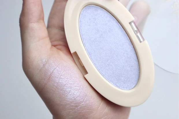 ラカ ドリームビームハイライター 03 ウォータービーム スウォッチ