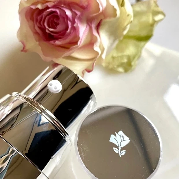 ランコム レネルジー HCF トリプルセラムのディスペンサー　マキアエキスパート　shinoさん