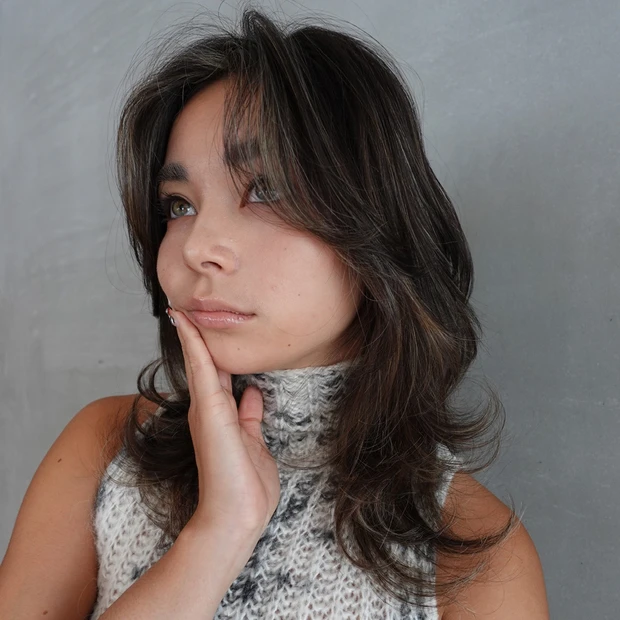 マキア　ブルベ夏　ブルーベース　パーソナルカラー　髪色　おすすめ　モノトーンブラウン