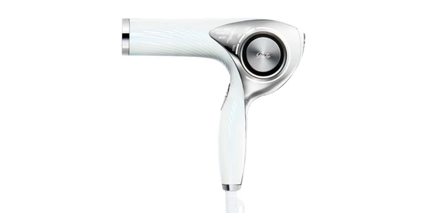 ReFa リファビューテック ドライヤープロ ￥39600／MTG