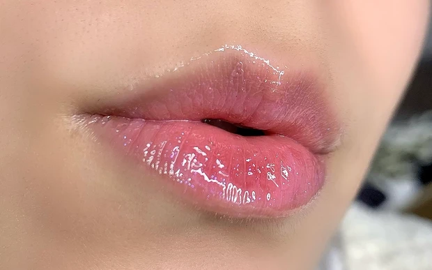 クリスタルブルームリップブーケセラム12 青ラメリップ