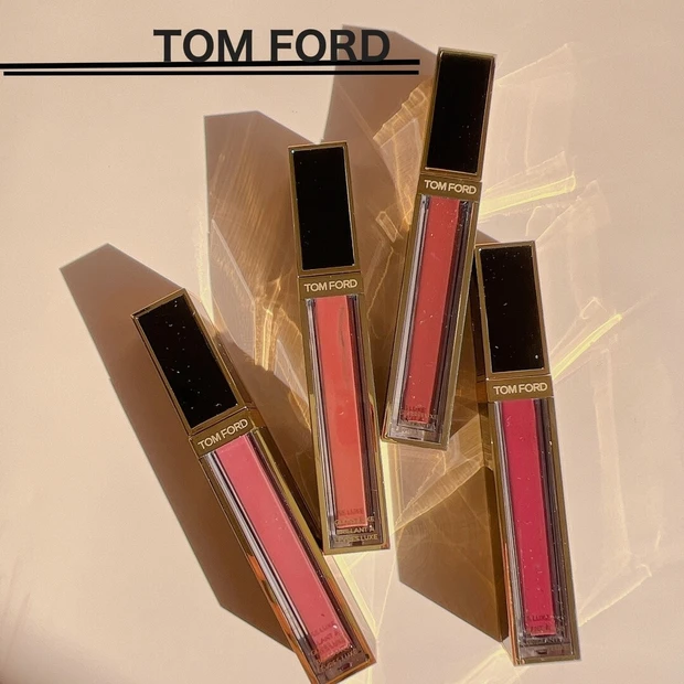 トム フォードの人気リップ「グロス リュクス」から限定4色が登場