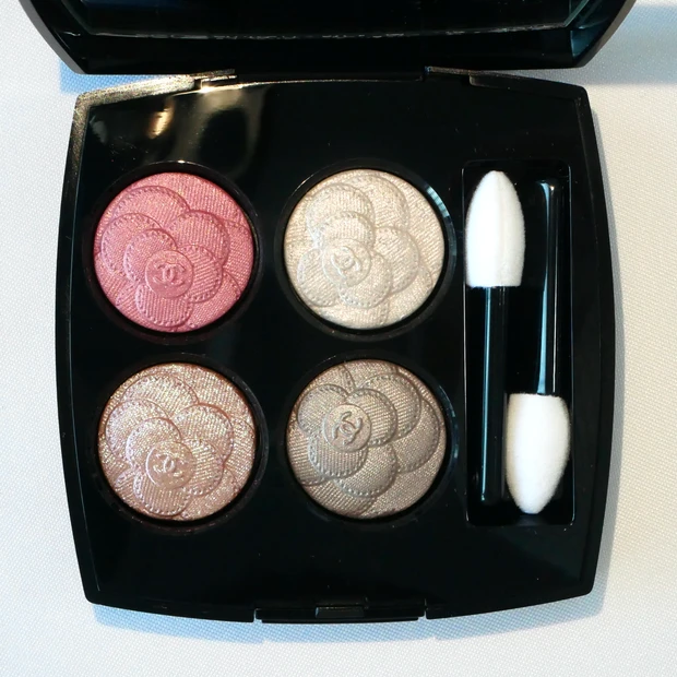 CHANEL シャネル レ キャトル オンブル　387 ユートピア