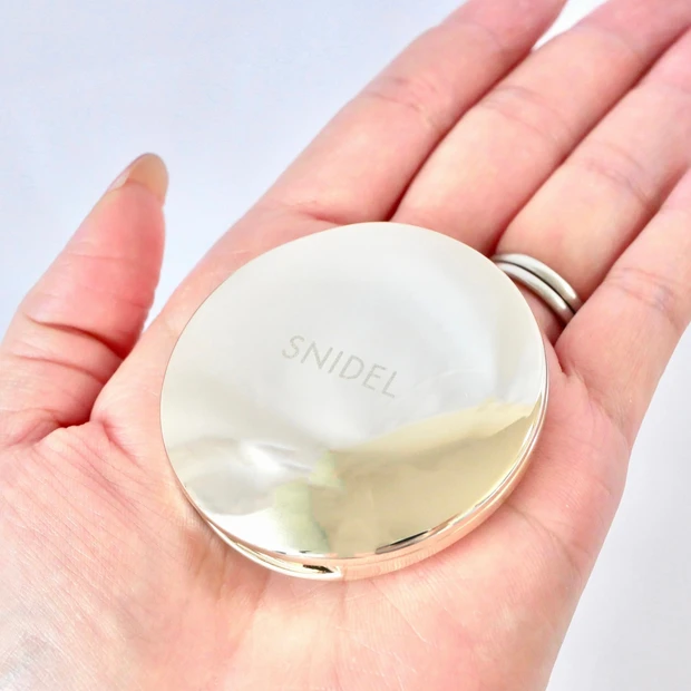 SNIDEL BEAUTY(スナイデルビューティー) スキン グロウ ブラッシュ サイズ感