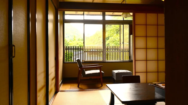 ひとリート　中生館　四万温泉