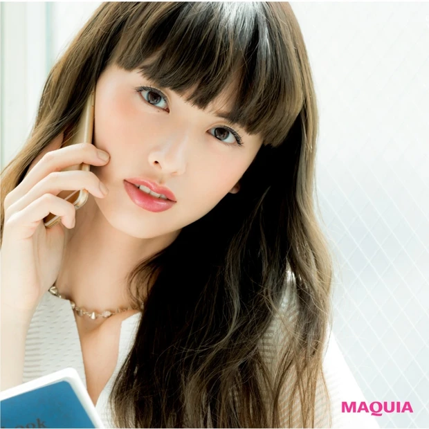 アイパレットとリップ2本だけで印象チェンジ！ おしゃれ美女・鈴木えみの着…