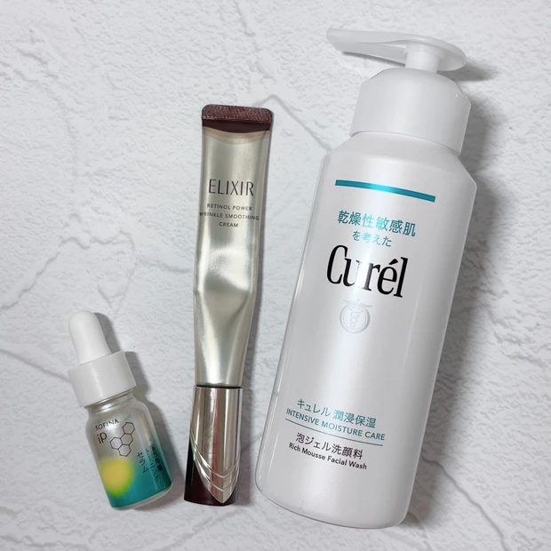 神崎恵が選んだベストコスメ2025のパッケージ写真