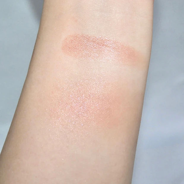 SUQQU(スック)メルティングパウダーブラッシュ 09 可憐咲-KARENZAKI- スウォッチ