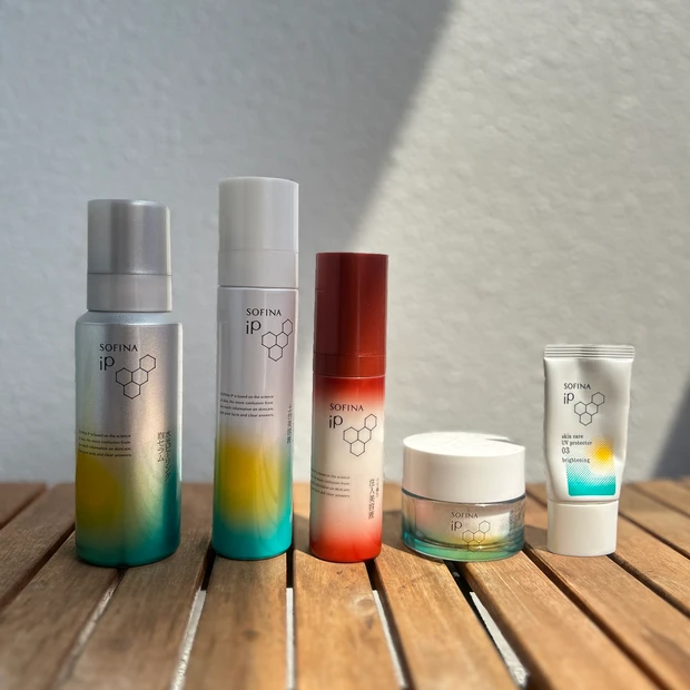 5/17新発売【ソフィーナip水光ピーリング泡セラム】使ってみた！透明感ツヤ欲しい人必見♡