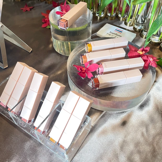 マキアサロン アジアンコスメスペシャル frunflynn