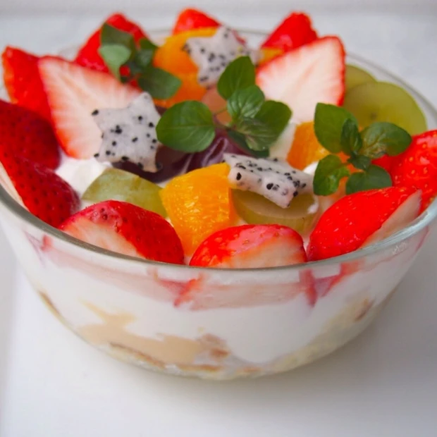 Xmasパーティにオススメ！ 重ねて冷やす簡単デザート「トライフル」★