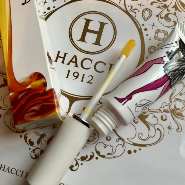 唇も夏老け要注意!真夏のリップケア忘れずに「HACCI ヴァケーションリップ」7/20発売