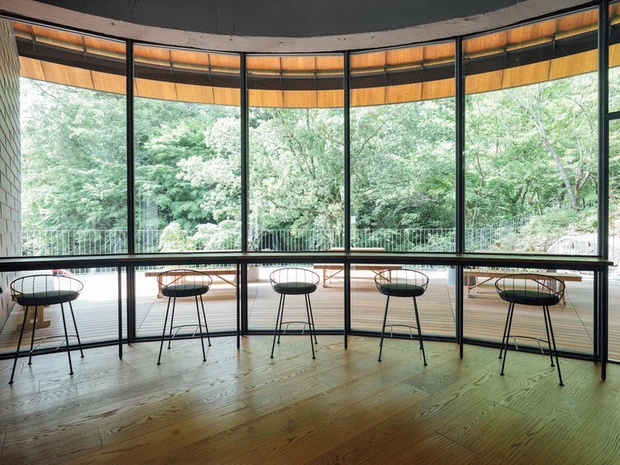 ひとリート　湯河原　惣湯テラス　玄関テラス