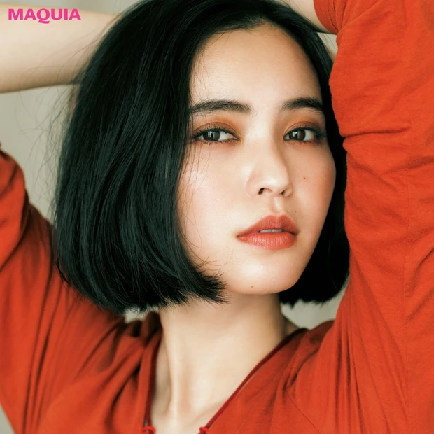 この秋注目のカラー、カッパーブラウンとテラコッタでヘルシーな色っぽさのあ…