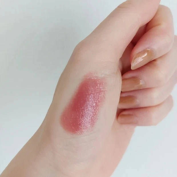 ＆be（アンドビー）シアーリップをイエベがスウォッチ_ネイキッドピンク