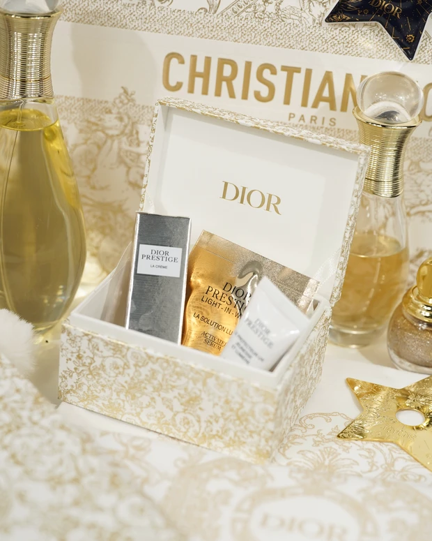 Diorノベルティ情報】ホリデーの限定BOXやプラチナ会員限定