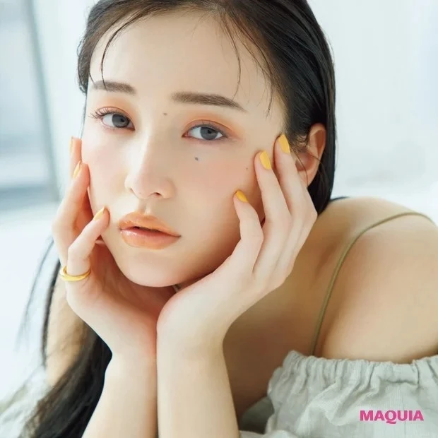 透明感を運ぶ夏のメイクTIPS。必要なのは、ほんの少しの雰囲気調整！