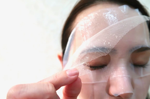 【デイリーからスペシャルな日まで！最新フェイスマスク5選】_16