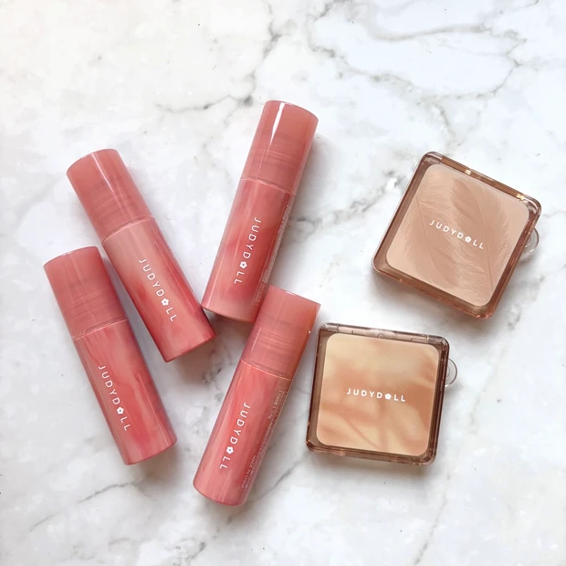 ジュディードールのミニコスメ「ミニメリハリマスターパレット」「ミニちゅるティントリップ」はどこで売っている?ファミマ取り扱い店舗をご紹介!