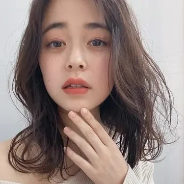 【最新ヘアカタログ】おすすめのフェミニンなヘアスタイル