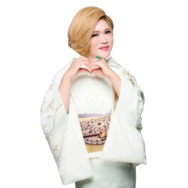 IKKOさん名言集、「笑顔は福を呼ぶ」「自信は狂気」。つらいとき、苦しい…