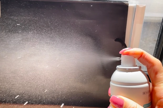 シューッとひと吹き、家族で共有できる「セラミドケア&保湿ケア」♡ライフスタイルに合わせたサイズチョイスで優しく寄り添う化粧水スプレー_3