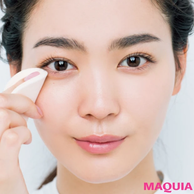 正しく塗って無敵の肌感に! パウダーの塗り方の正解を長井かおりさんがレク…