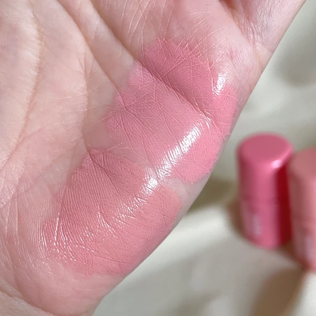 ウェイクメイク、チーク、韓国コスメ