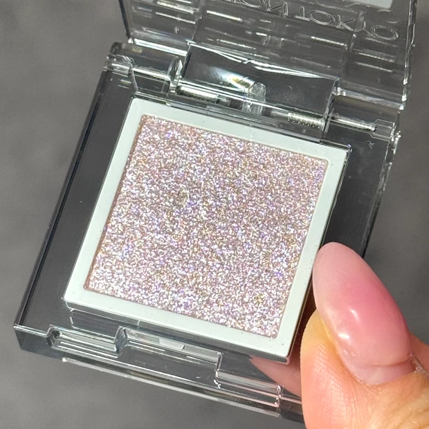 アディクション ザ シングル アイシャドウ スパークル 003SP Buzzyyy バジー