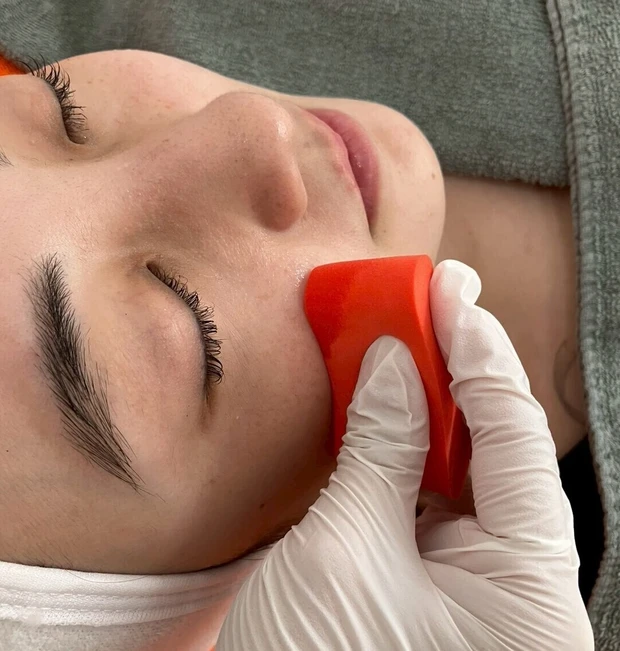 マキア　角栓　毛穴ケア　ララドクター