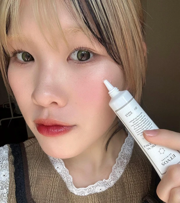 佐々木れな_ニキビケア_エトヴォス