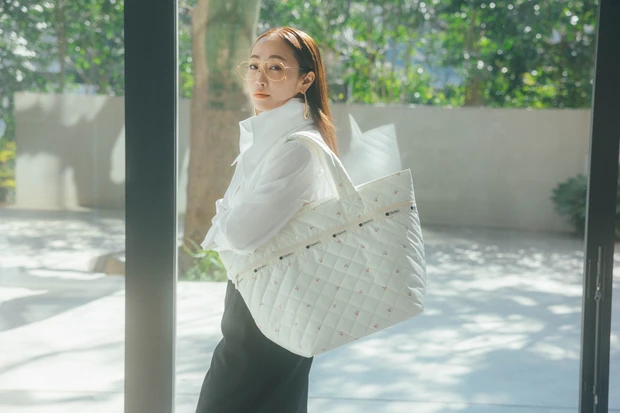 Large Multi Tote 神崎恵