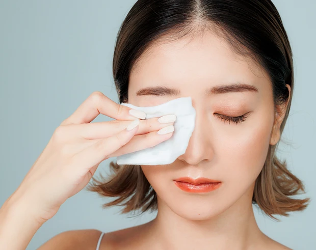 みちょぱ マキア 池田美優 まつげをいたわるマスカラの落とし方② コットン使用