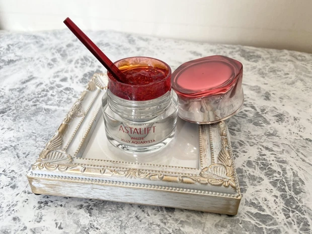 洗顔後のご褒美ジェリー♥ついに美白タイプ新登場！_3