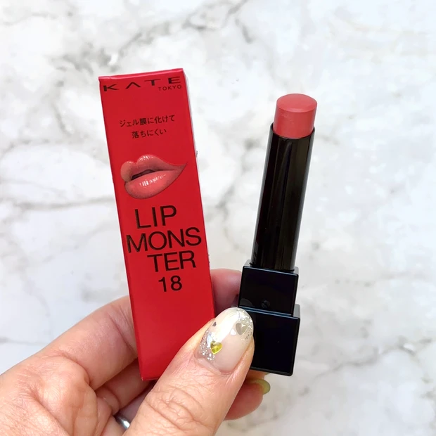 リップモンスター 18 とろけ落ちる蜜桃のパッケージ