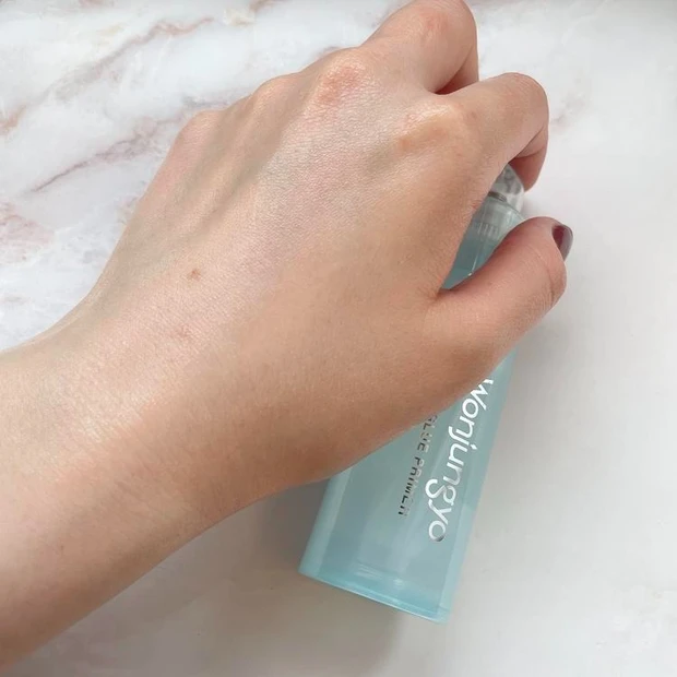 【ウォンジョンヨ 下地】アクアグルー プライマー スウォッチ2