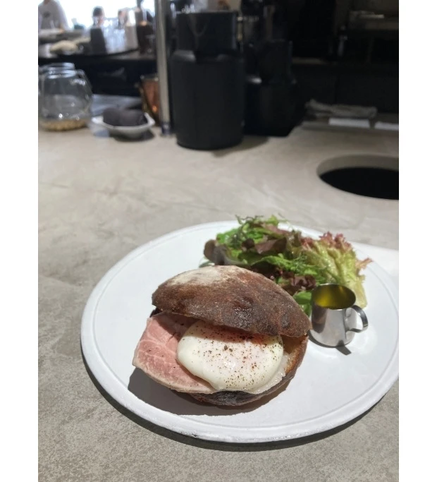  ASAKO IWAYANAGI SALON DE THÉ　モーニング