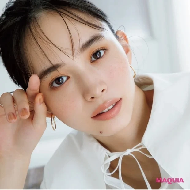 さりげないのに目を惹く、大人がときめく洗練メイクGALLERY