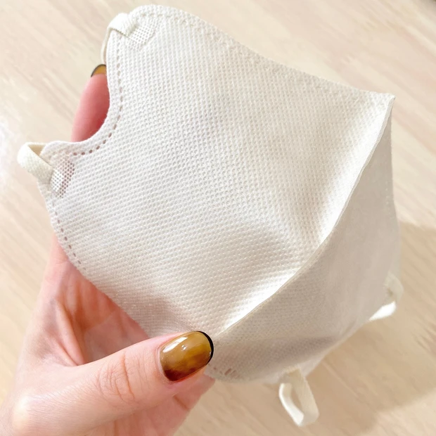 【愛用カラーマスク】秋メイクに合わせやすい！ベージュトーンのお洒落カラーマスク４選〈着画アリ〉_4_2