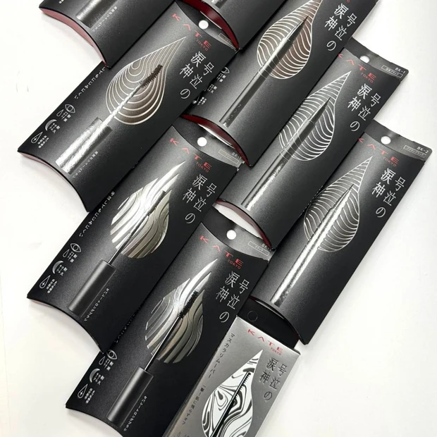 【ケイト】新耐久アイメイクライン「号泣の涙神」シリーズ登場！ マスカラ＆アイライナーを全色スウォッチ