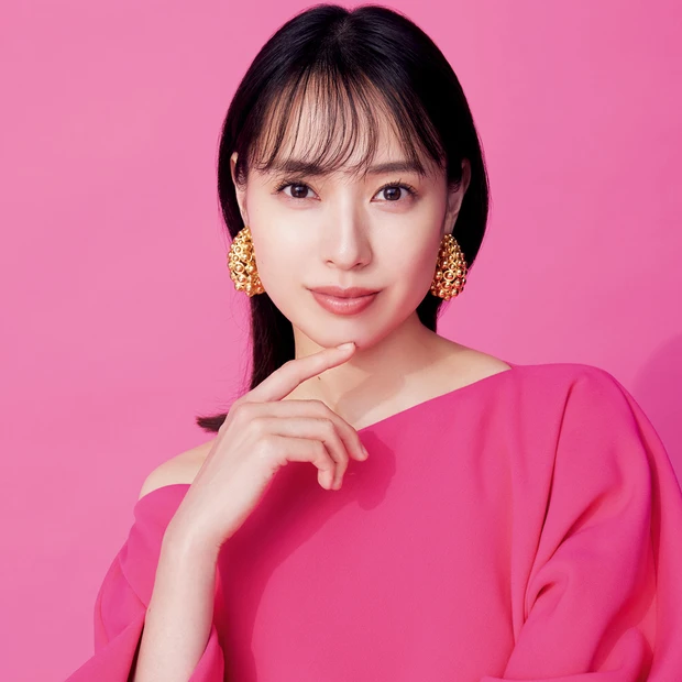 戸田恵梨香さんのベストバイを公開！ お気に入りの動画や、一人時間の過ごし方も