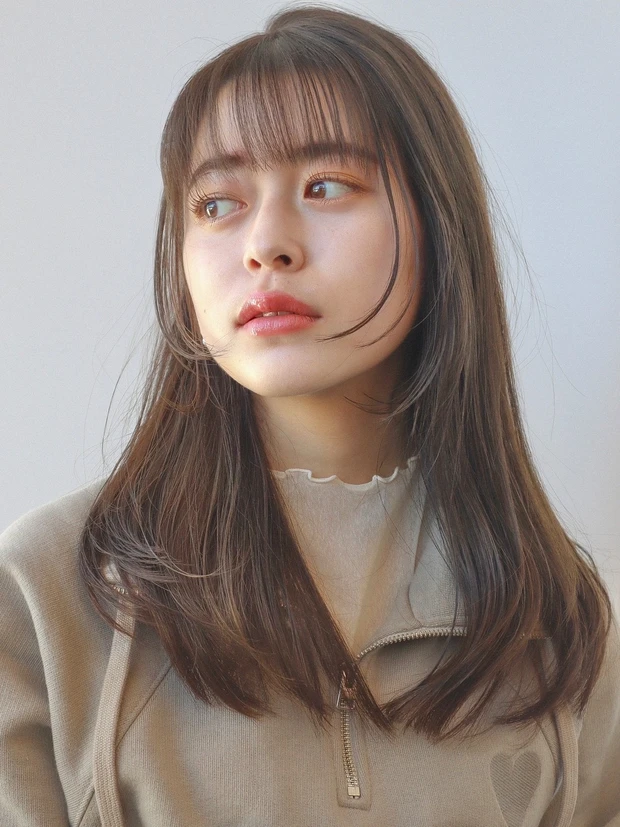 ミディアム ヘア 髪型 ヘアスタイル 前髪あり ヘアカラー