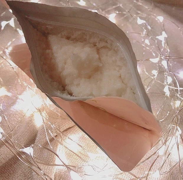 素肌格上げ優秀スクラブ。
《薬用》で肌荒れを防ぎつつ、
バニラが香るつるつるボディへ。_2