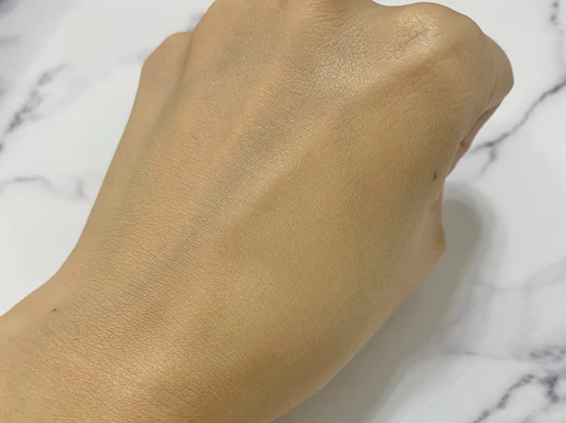 マスクにつきにくい！洗顔料で落とせる！【マキアージュ ドラマティックカバージェリーBB】_2_2